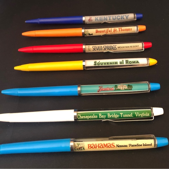 Other 7 Vintage Souvenir Floaty Pens Gracelandkentucky Derby Rome